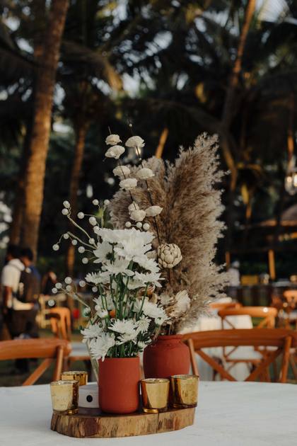 Tablescape and Floral detail — wedding decor — Planet Hollywood